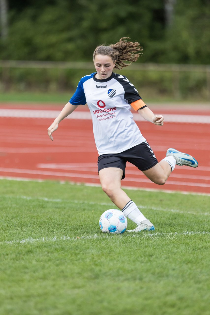 Bild 317 - wBJ VfL Pinneberg - Germania Schnelsen : Ergebnis: 15:1